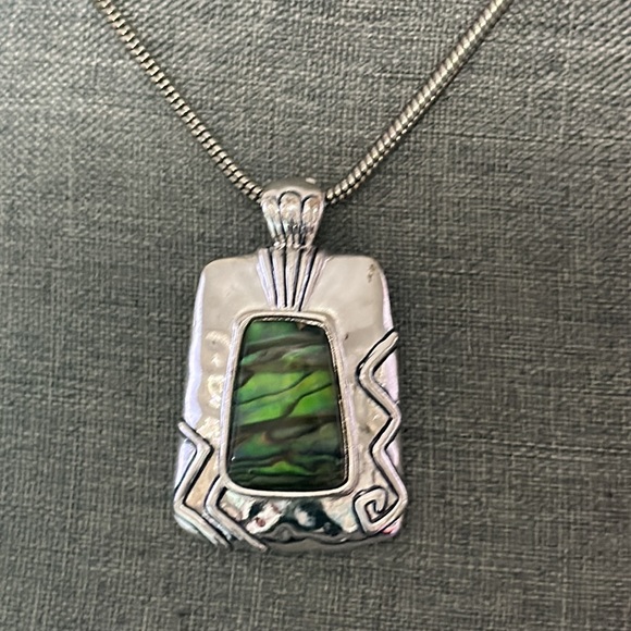 Vintage Ammolite Large Pendant - Picture 3 of 5